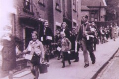 Evacuation-of-children-from-Christ-Church-School-1939Burgh-House-collection